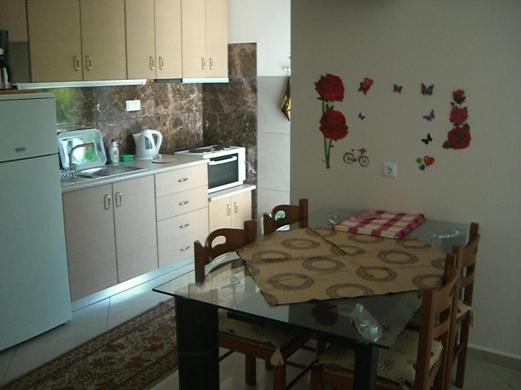 Dimos Bungalows Palaiontsiflikion Exterior foto